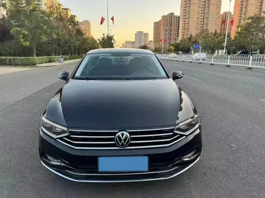 2020 Volkswagen Magotan 1.4T 150HP L4 7DCT,autocango,china used car exporter,china ev exporter,chinese used car exporter,chinese used ev exporter