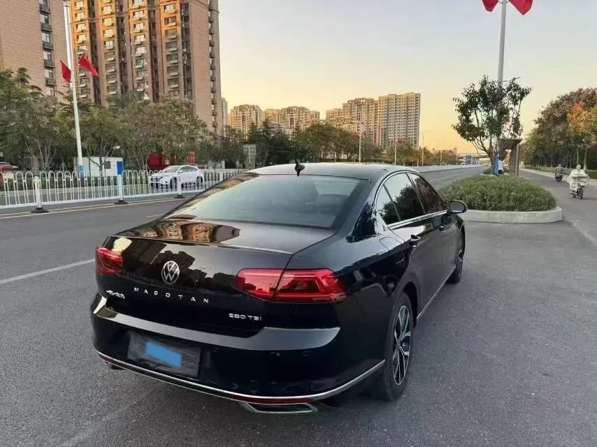 2020 Volkswagen Magotan 1.4T 150HP L4 7DCT,autocango,china used car exporter,china ev exporter,chinese used car exporter,chinese used ev exporter