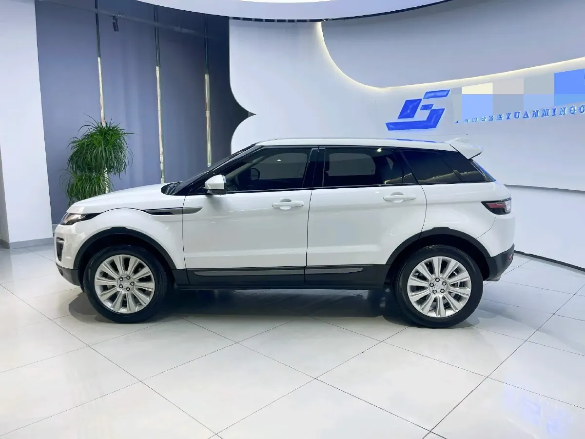 2018 Land Rover Range Rover Evoque 2.0T 241HP L4 9AT,autocango,china used car exporter,china ev exporter,chinese used car exporter,chinese used ev exporter