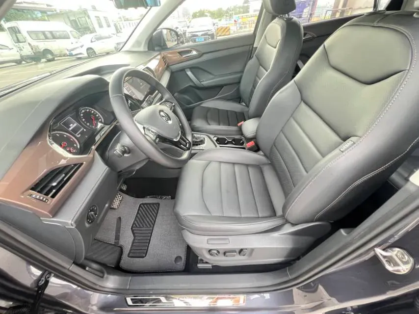 2021 Volkswagen Tharu 1.4T 150HP L4 7DCT,autocango,china used car exporter,china ev exporter,chinese used car exporter,chinese used ev exporter