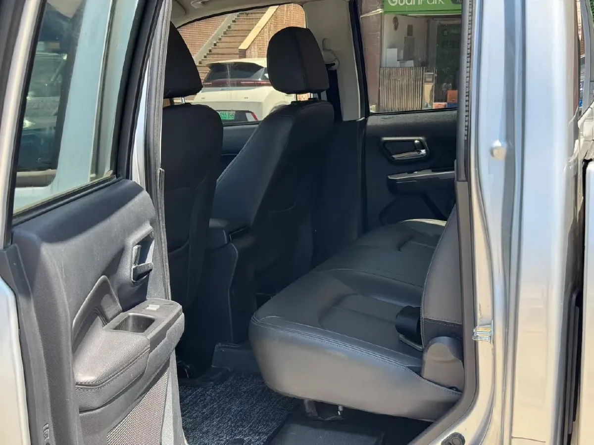 2021 Great Wall Wingle 5 2.0T 139HP L4 6MT,autocango,china used car exporter,china ev exporter,chinese used car exporter,chinese used ev exporter