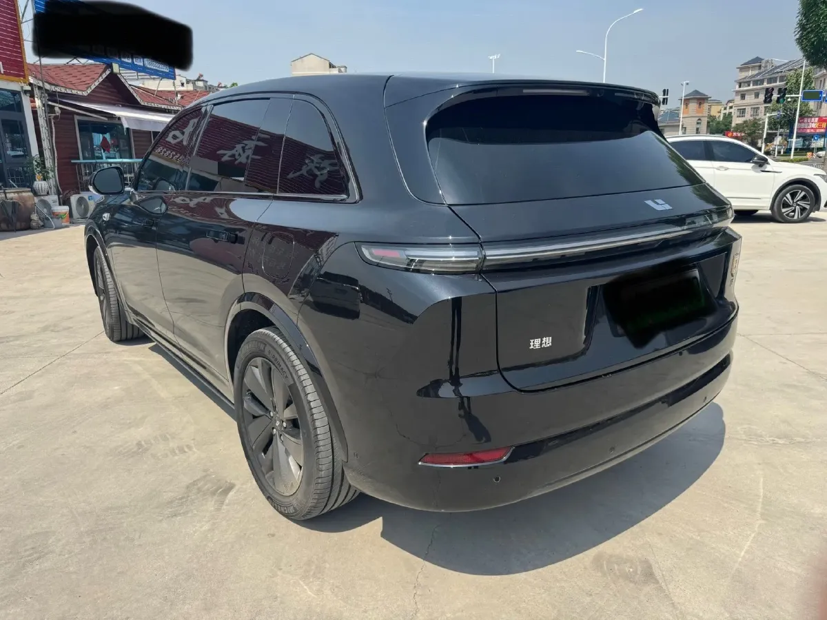 2025 Li L7 Range Extended 154HP REEV,autocango,china used car exporter,china ev exporter,chinese used car exporter,chinese used ev exporter