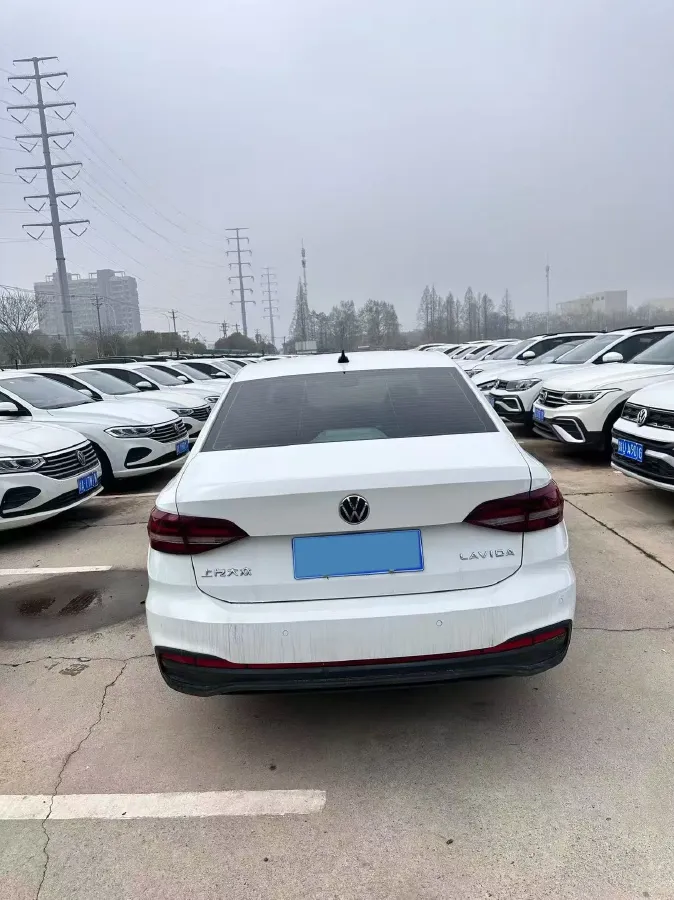 2023 Volkswagen Lavida 1.5L 113HP L4 6AT,autocango,china used car exporter,china ev exporter,chinese used car exporter,chinese used ev exporter