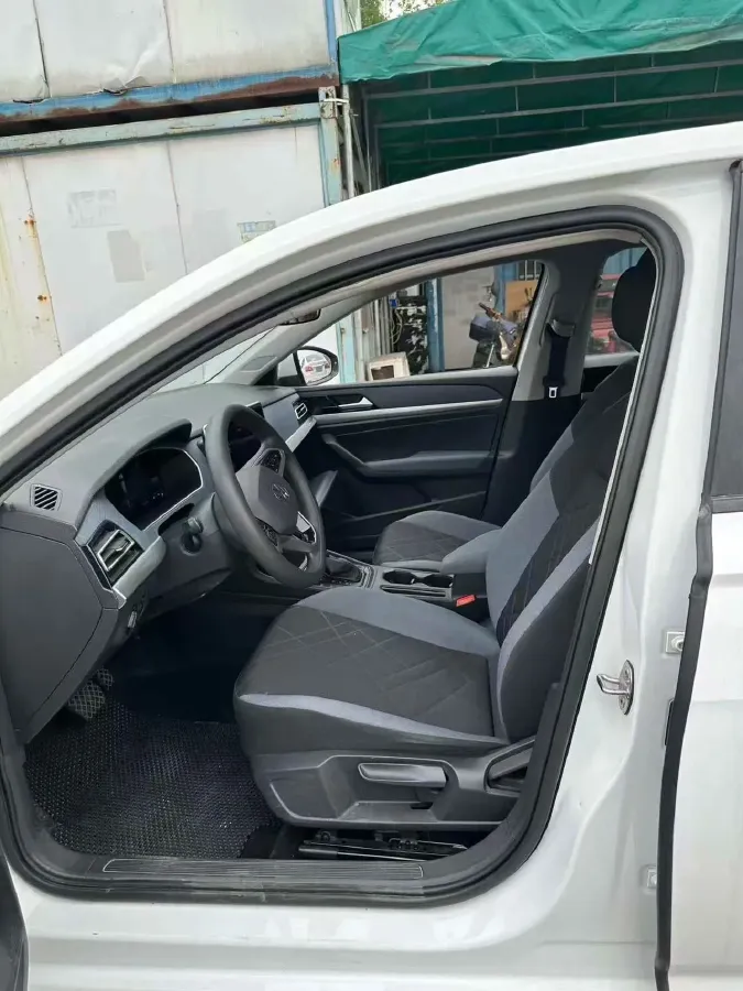 2023 Volkswagen Lavida 1.5L 113HP L4 6AT,autocango,china used car exporter,china ev exporter,chinese used car exporter,chinese used ev exporter