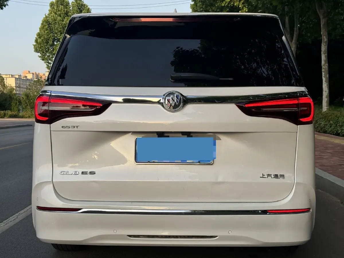 2022 Buick GL8 2.0T 237HP L4 9AT,autocango,china used car exporter,china ev exporter,chinese used car exporter,chinese used ev exporter