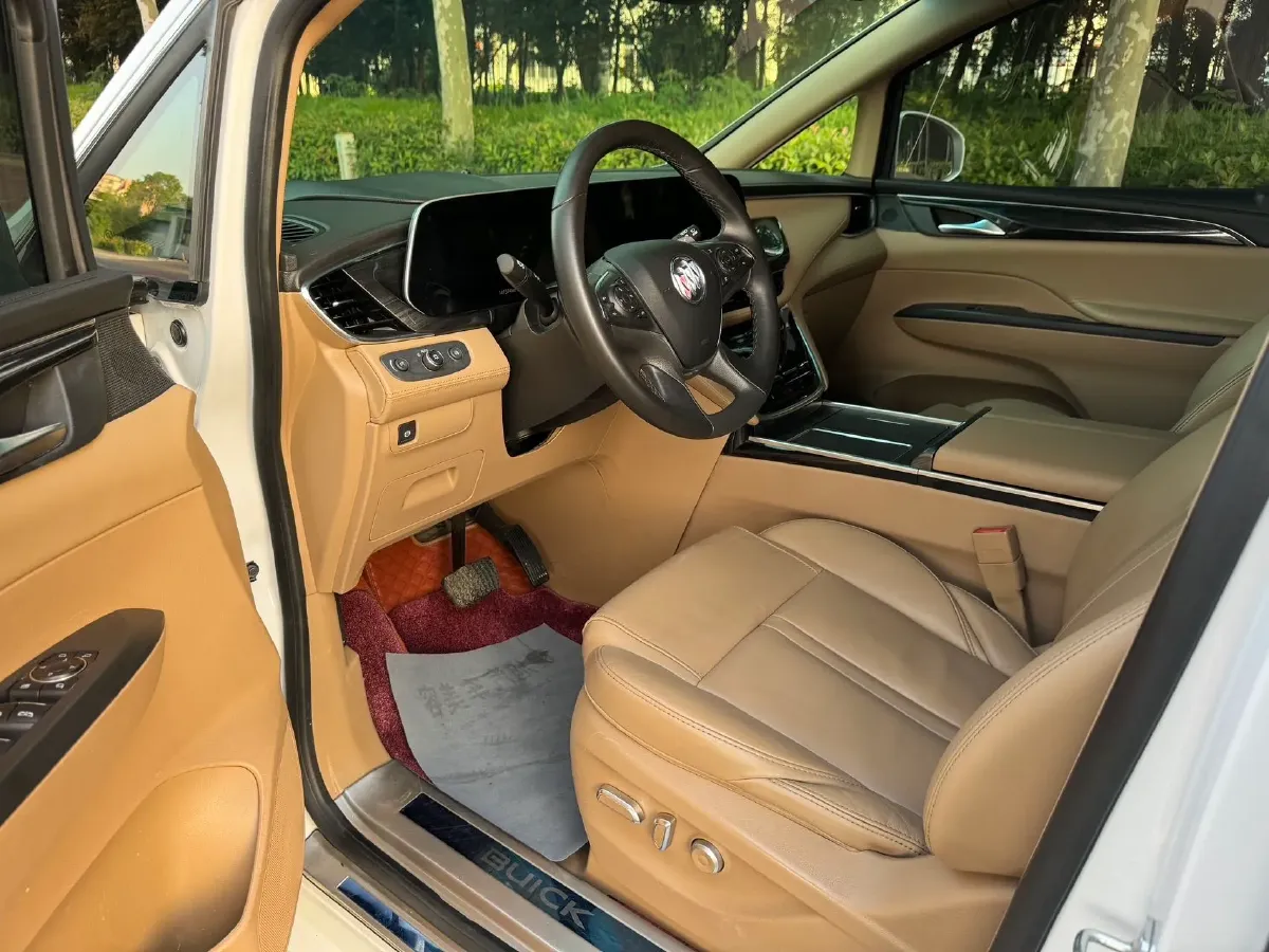 2022 Buick GL8 2.0T 237HP L4 9AT,autocango,china used car exporter,china ev exporter,chinese used car exporter,chinese used ev exporter