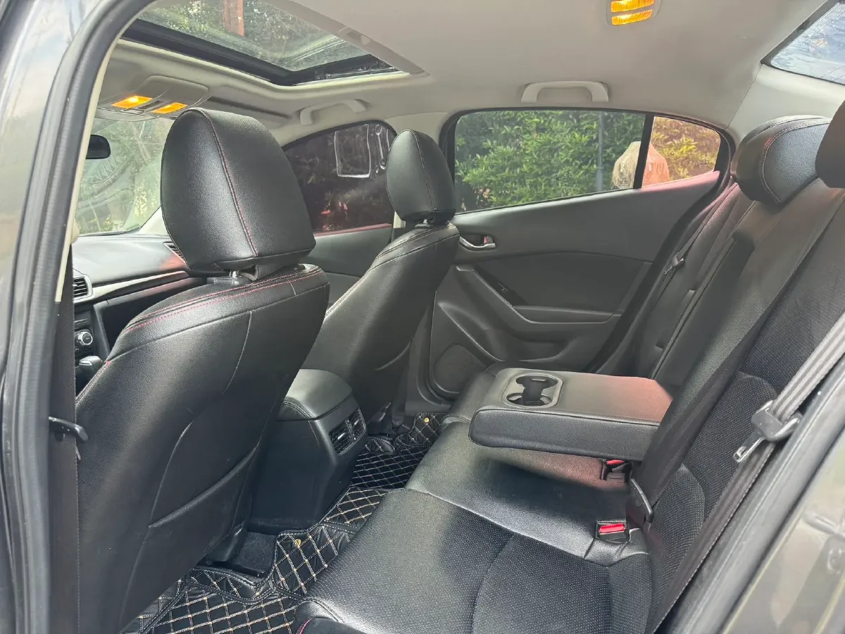2017 Mazda 3 Axela 1.5L 117HP L4 6AT,autocango,china used car exporter,china ev exporter,chinese used car exporter,chinese used ev exporter
