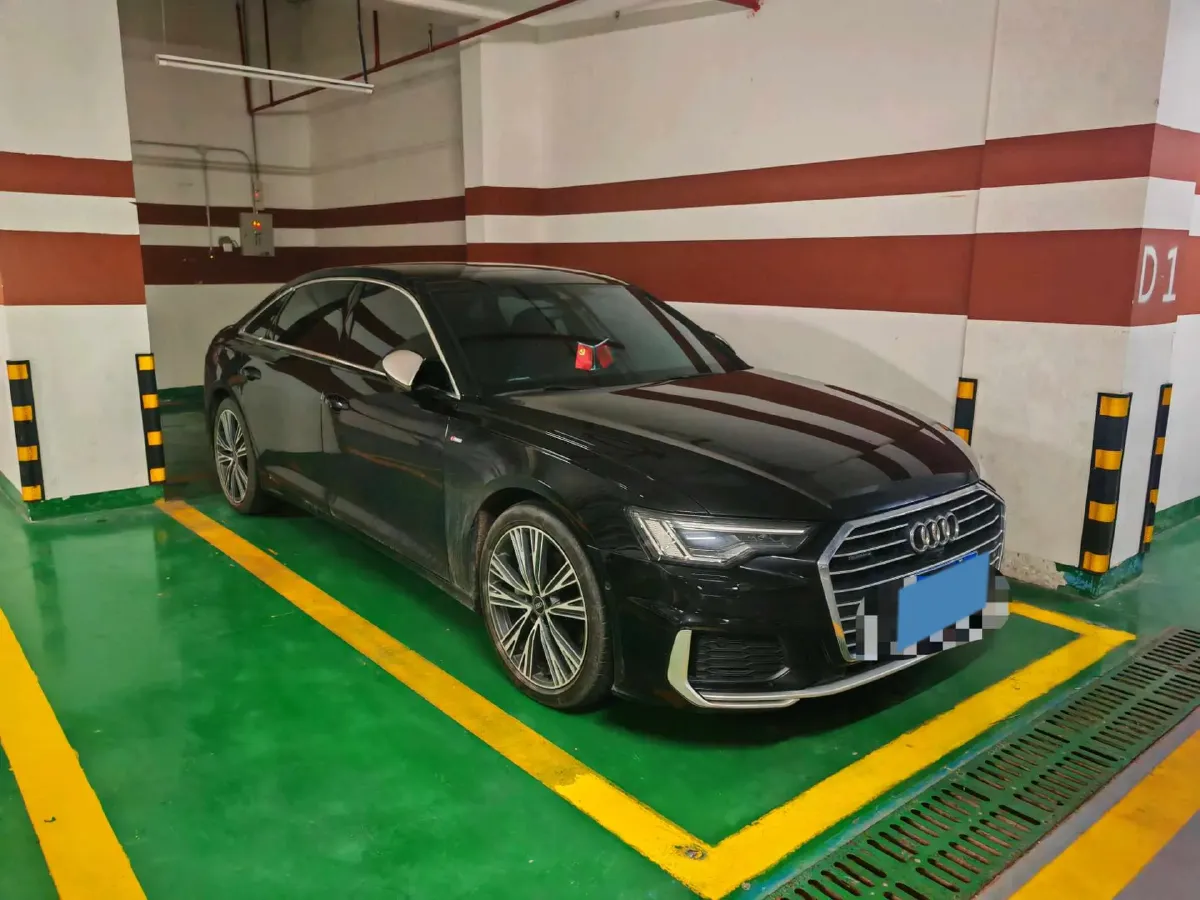 2022 Audi A6L 2.0T 224HP L4 7DCT,autocango,china used car exporter,china ev exporter,chinese used car exporter,chinese used ev exporter