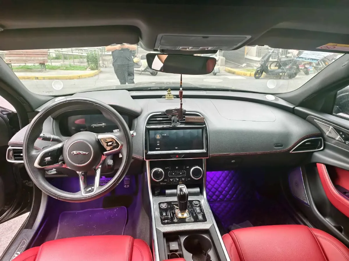 2022 Jaguar XEL 2.0T 250HP L4 8AT,autocango,china used car exporter,china ev exporter,chinese used car exporter,chinese used ev exporter