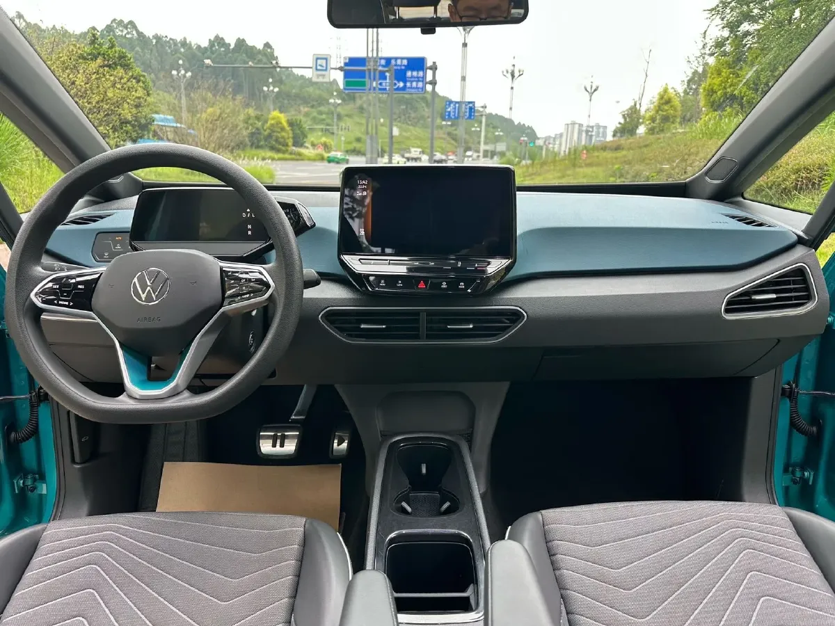 2022 Volkswagen ID.3 BEV 57.3KWH,autocango,china used car exporter,china ev exporter,chinese used car exporter,chinese used ev exporter