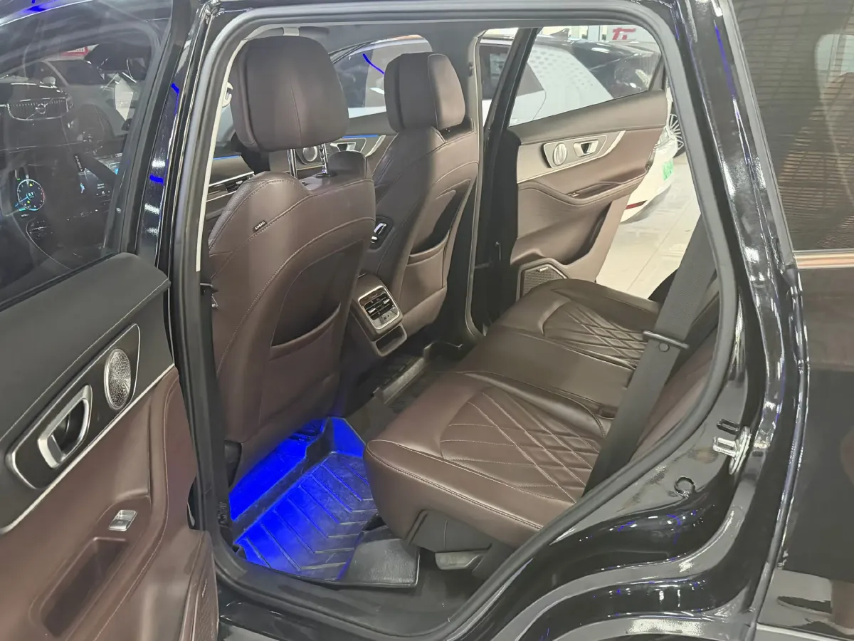 2022 Chery Tiggo 8 PRO 1.6T 197HP L4 7DCT,autocango,china used car exporter,china ev exporter,chinese used car exporter,chinese used ev exporter