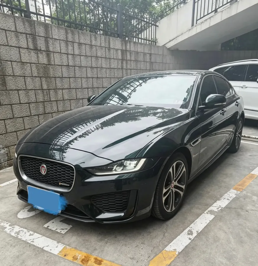 2021 Jaguar XEL 2.0T 250HP L4 8AT,autocango,china used car exporter,china ev exporter,chinese used car exporter,chinese used ev exporter