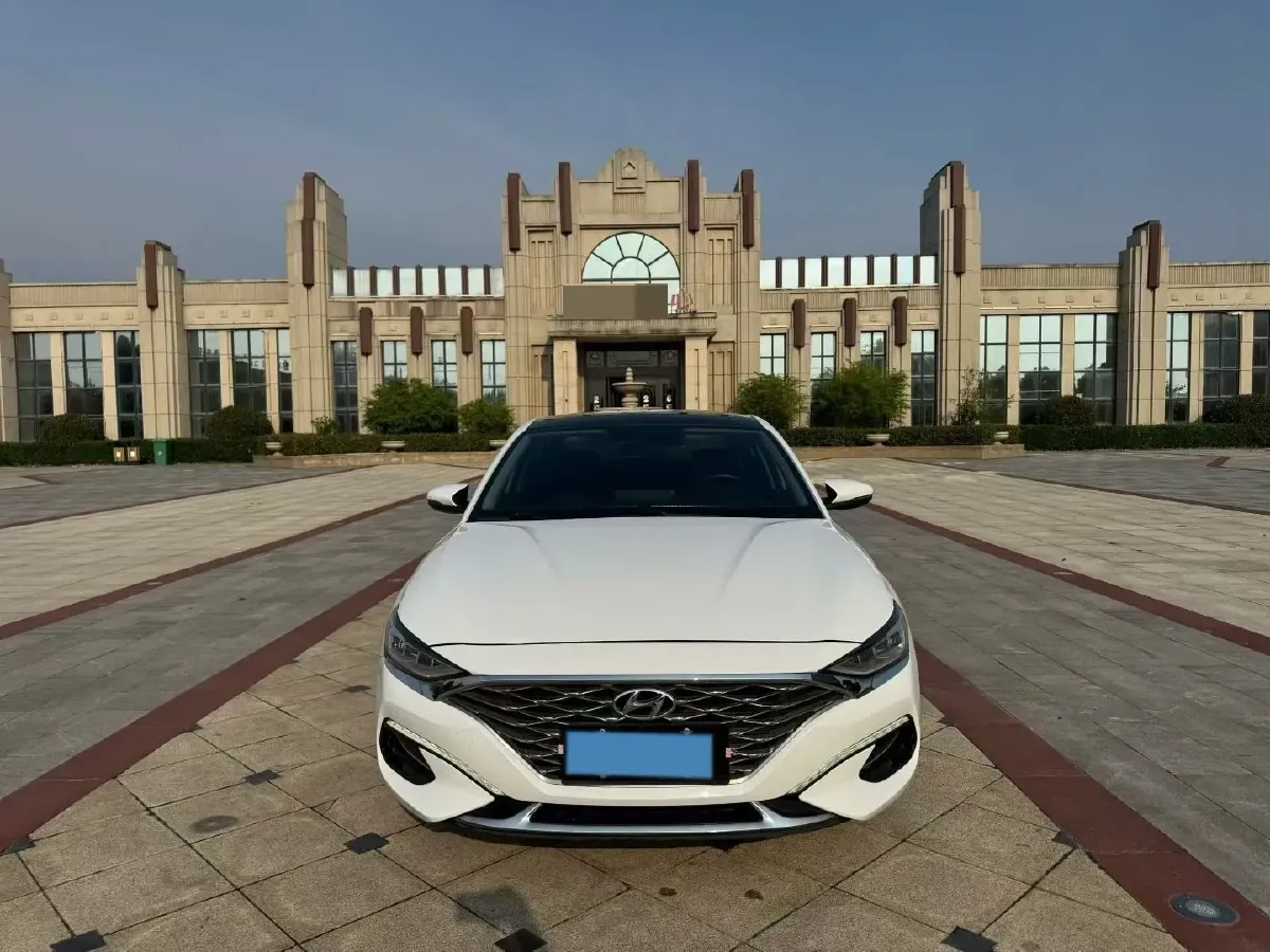 2019 Hyundai La Festa 1.6T 204HP L4 7DCT,autocango,china used car exporter,china ev exporter,chinese used car exporter,chinese used ev exporter