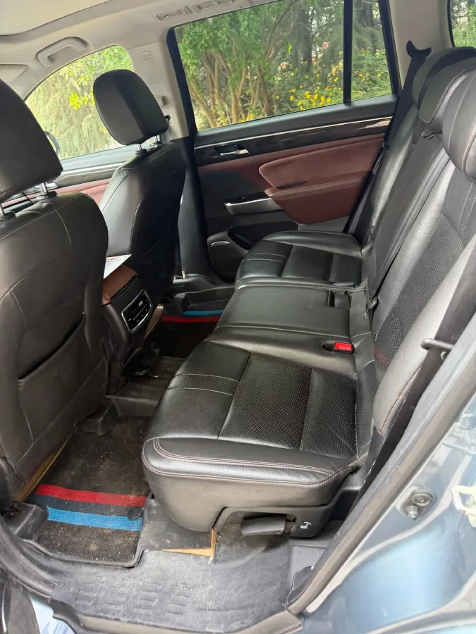 2017 GAC Trumpchi GS8 2.0T 201HP L4 6AT,autocango,china used car exporter,china ev exporter,chinese used car exporter,chinese used ev exporter