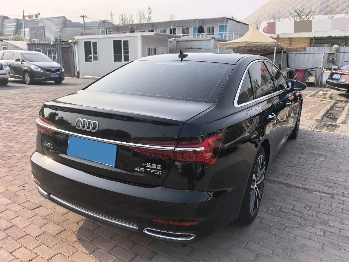 2021 Audi A6L 2.0T 224HP L4 7DCT,autocango,china used car exporter,china ev exporter,chinese used car exporter,chinese used ev exporter