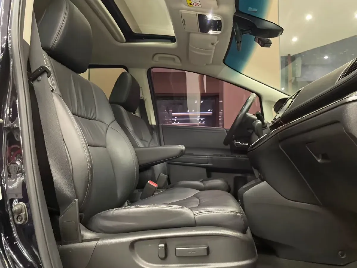 2019 Honda Odyssey 2.0L 146HP L4 E-CVT Hybrid,autocango,china used car exporter,china ev exporter,chinese used car exporter,chinese used ev exporter