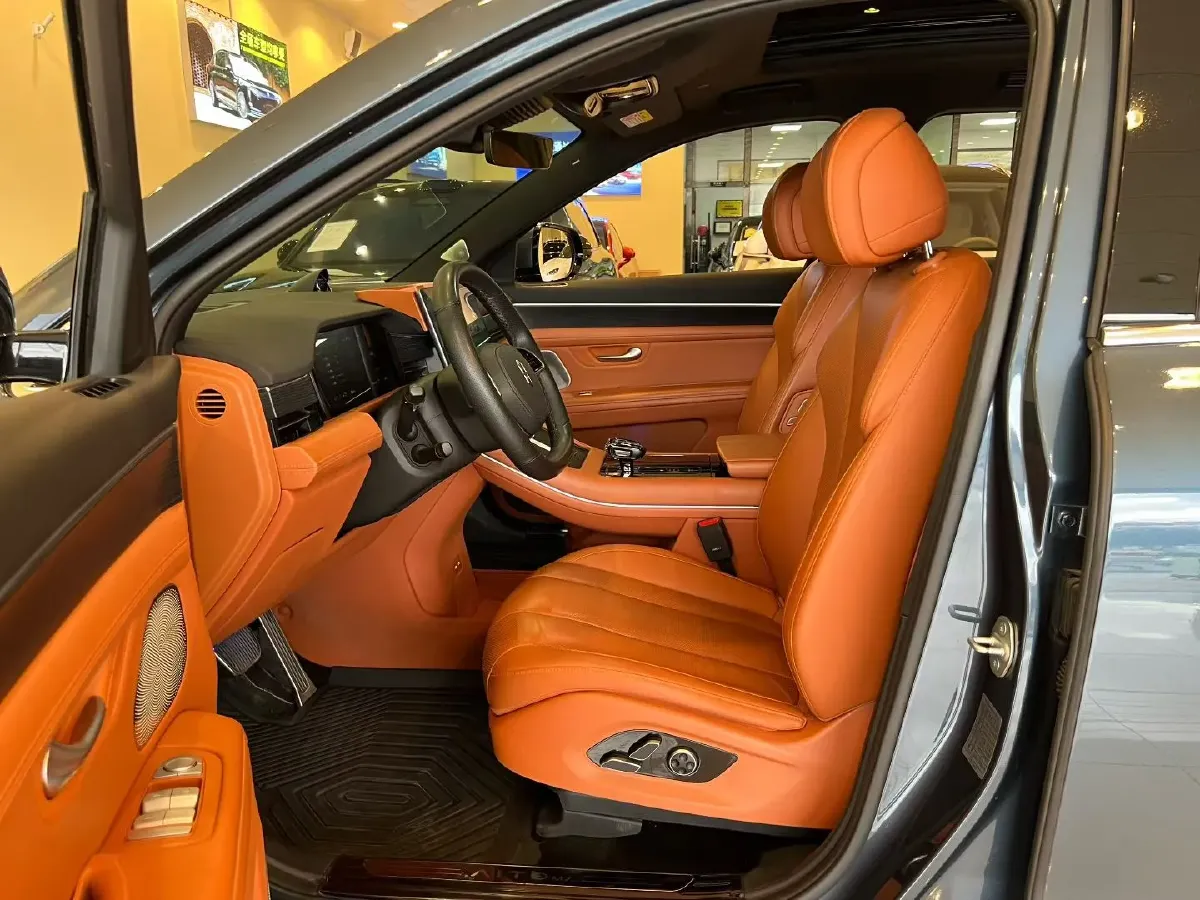 2024 AITO AITO M7 1.5T 152HP L4 REEV 42KWH,autocango,china used car exporter,china ev exporter,chinese used car exporter,chinese used ev exporter