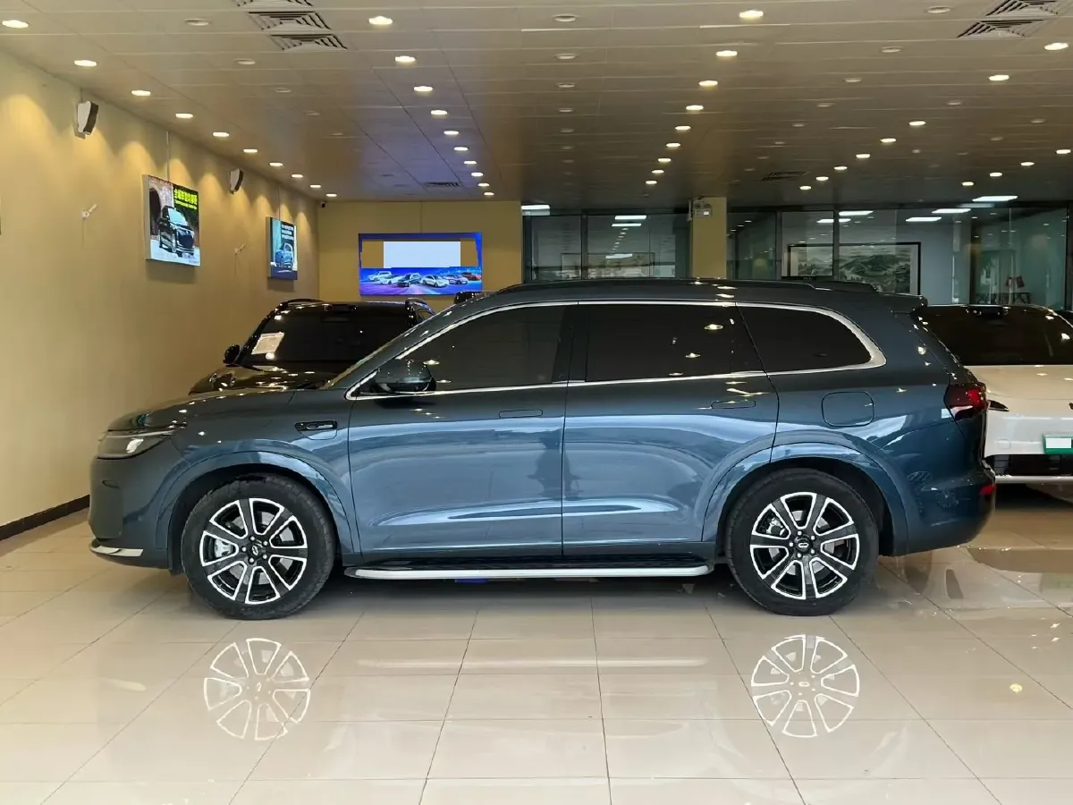 2024 AITO AITO M7 1.5T 152HP L4 REEV 42KWH,autocango,china used car exporter,china ev exporter,chinese used car exporter,chinese used ev exporter