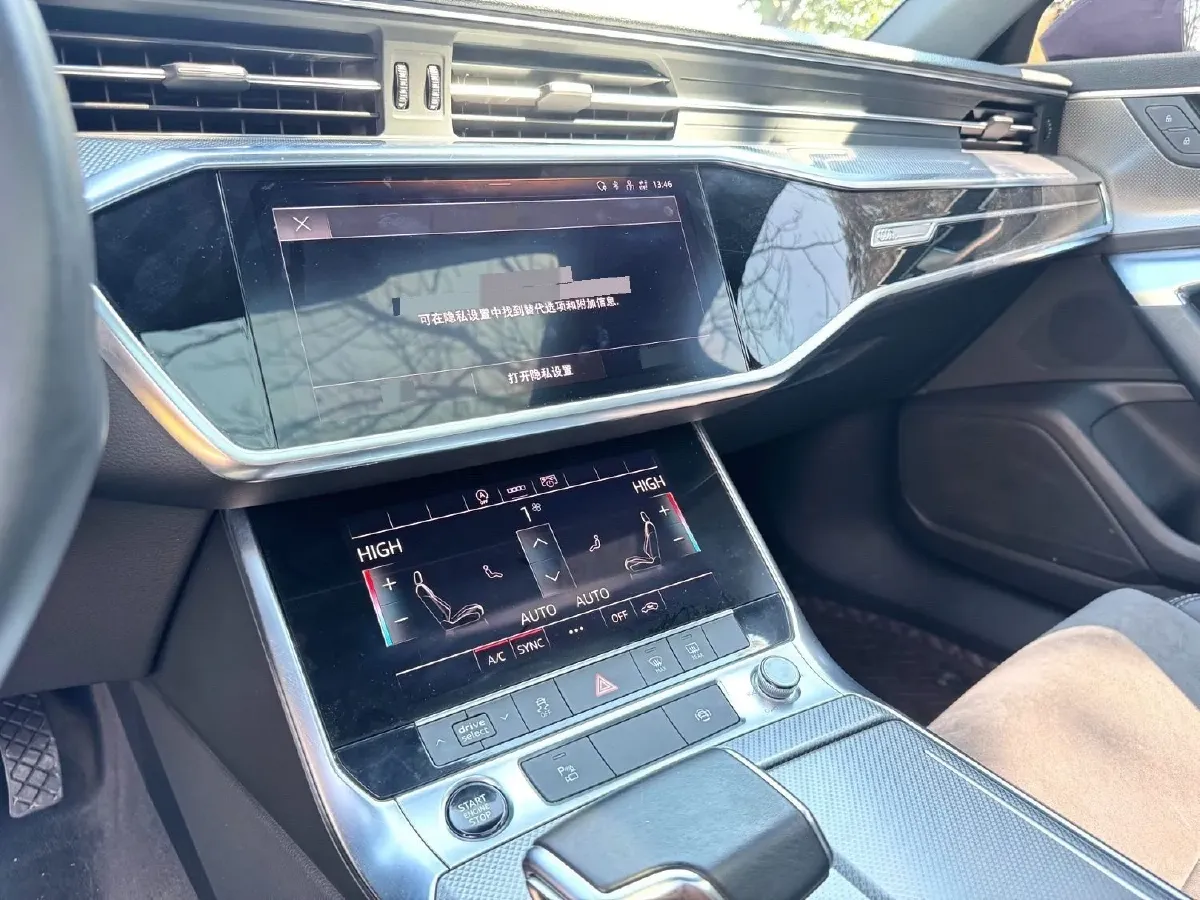 2021 Audi A6L 2.0T 190HP L4 7DCT,autocango,china used car exporter,china ev exporter,chinese used car exporter,chinese used ev exporter