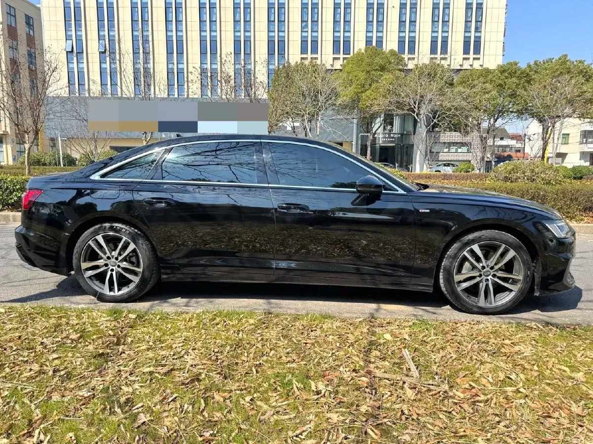 2021 Audi A6L 2.0T 190HP L4 7DCT,autocango,china used car exporter,china ev exporter,chinese used car exporter,chinese used ev exporter