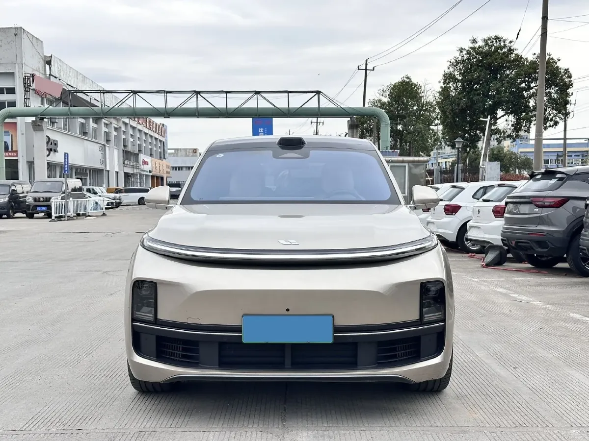 2024 Li L9 Range Extended 154HP REEV 52.3KWH,autocango,china used car exporter,china ev exporter,chinese used car exporter,chinese used ev exporter