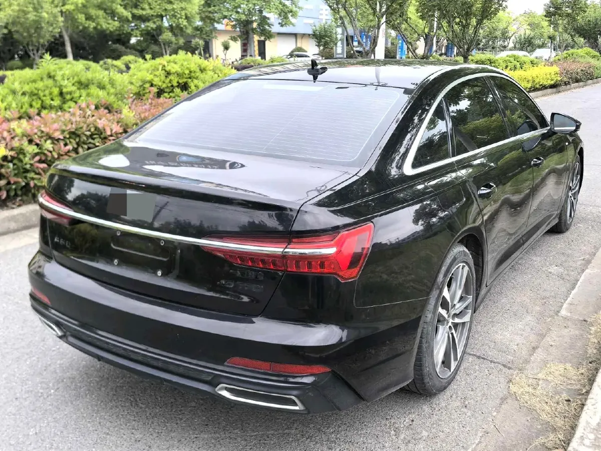2020 Audi A6L 2.0T 190HP L4 7DCT,autocango,china used car exporter,china ev exporter,chinese used car exporter,chinese used ev exporter
