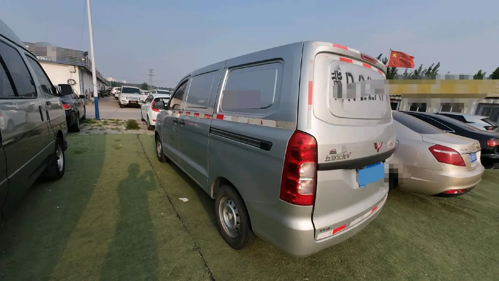 2019 WuLing HongGuang V 1.5L 99HP L4 6MT,autocango,china used car exporter,china ev exporter,chinese used car exporter,chinese used ev exporter