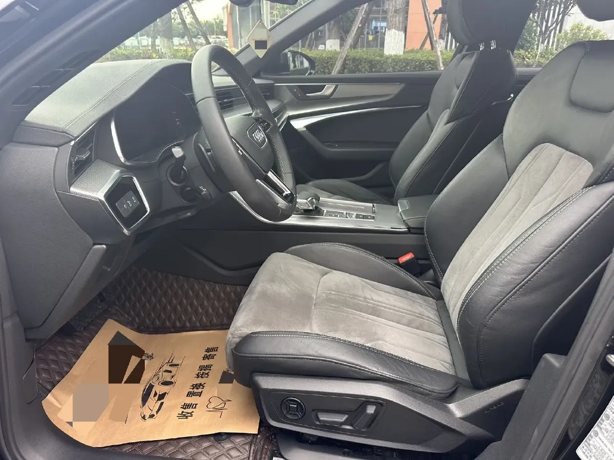 2021 Audi A6L 2.0T 190HP L4 7DCT,autocango,china used car exporter,china ev exporter,chinese used car exporter,chinese used ev exporter