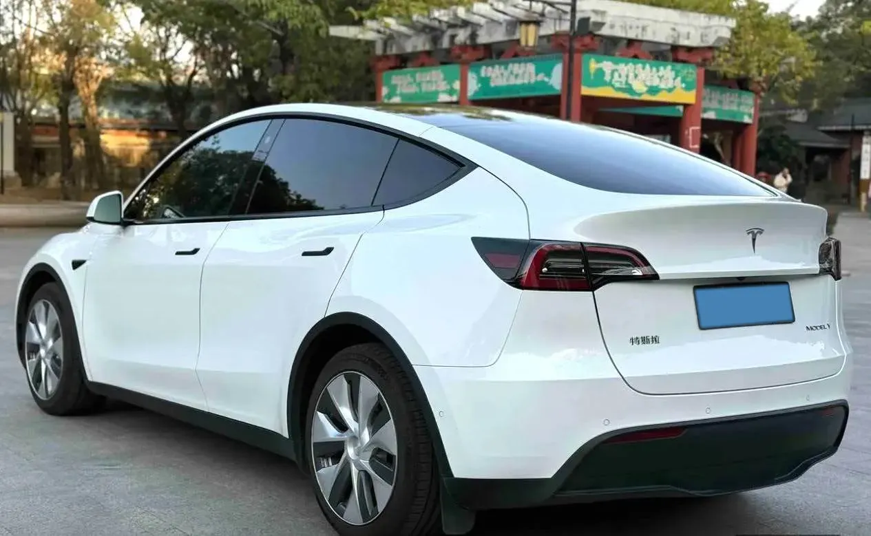 2021 Tesla Model Y BEV 60KWH,autocango,china used car exporter,china ev exporter,chinese used car exporter,chinese used ev exporter
