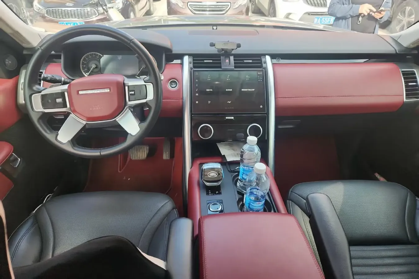 2023 Land Rover Discovery 2.0T 300HP L4 8AT,autocango,china used car exporter,china ev exporter,chinese used car exporter,chinese used ev exporter