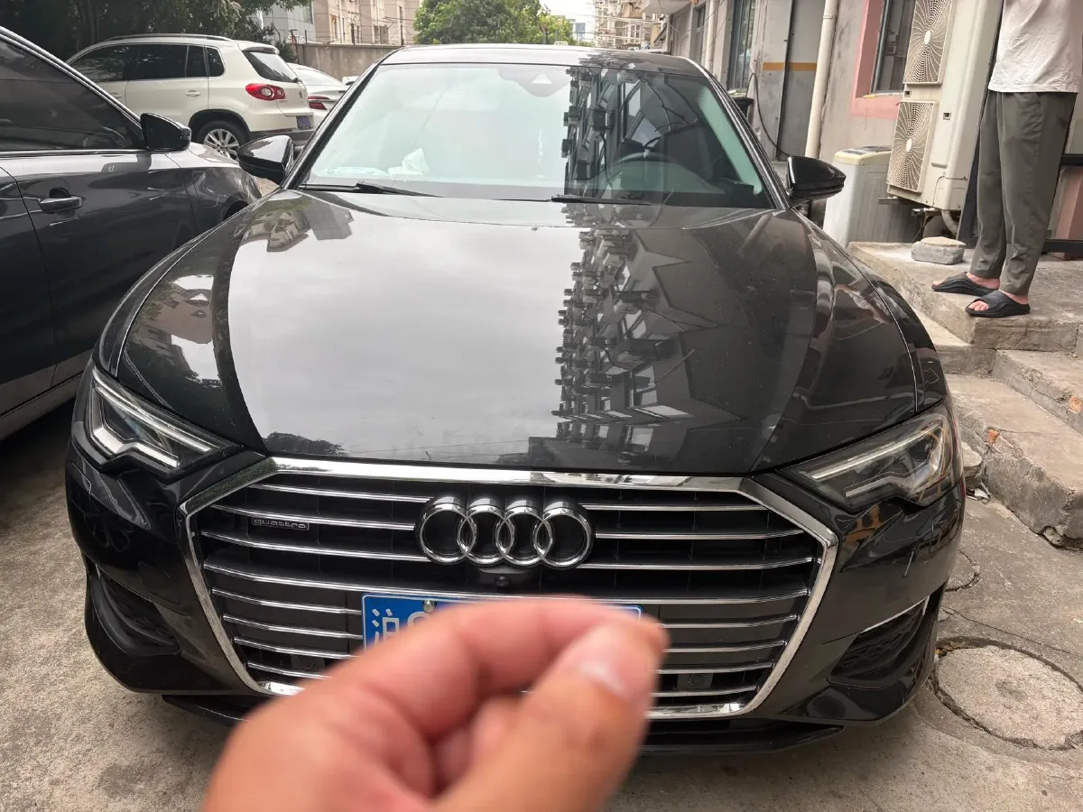2020 Audi A6L 2.0T 224HP L4 7DCT,autocango,china used car exporter,china ev exporter,chinese used car exporter,chinese used ev exporter