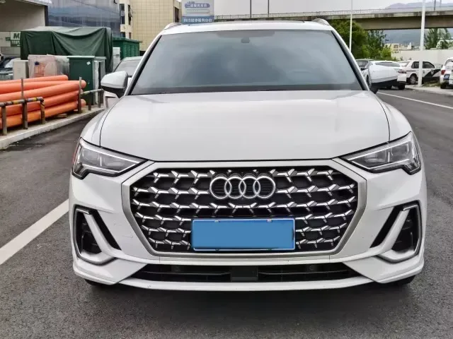 2023 Audi Q3 1.5T 160HP L4 7DCT,autocango,china used car exporter,china ev exporter,chinese used car exporter,chinese used ev exporter