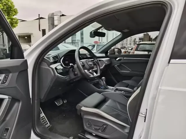 2023 Audi Q3 1.5T 160HP L4 7DCT,autocango,china used car exporter,china ev exporter,chinese used car exporter,chinese used ev exporter