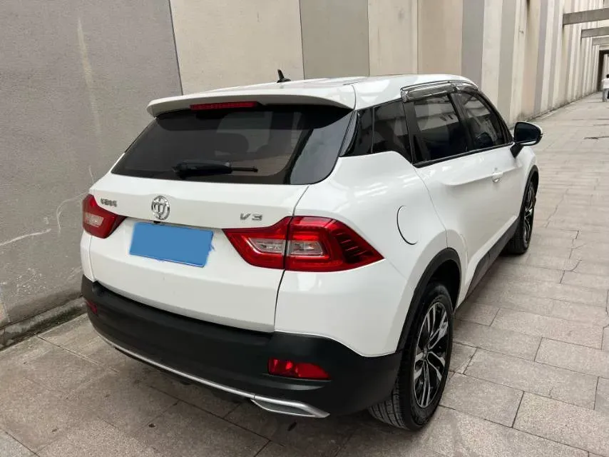 2020 Brilliance Auto V3 1.6L 118HP L4 5MT,autocango,china used car exporter,china ev exporter,chinese used car exporter,chinese used ev exporter