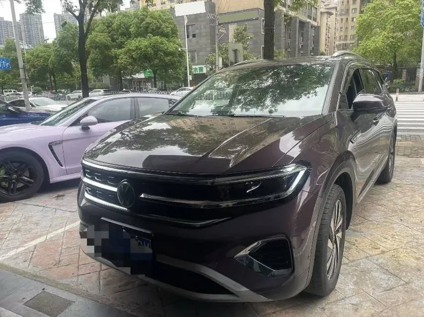 2021 Volkswagen Talagon 2.0T 220HP L4 7DCT,autocango,china used car exporter,china ev exporter,chinese used car exporter,chinese used ev exporter