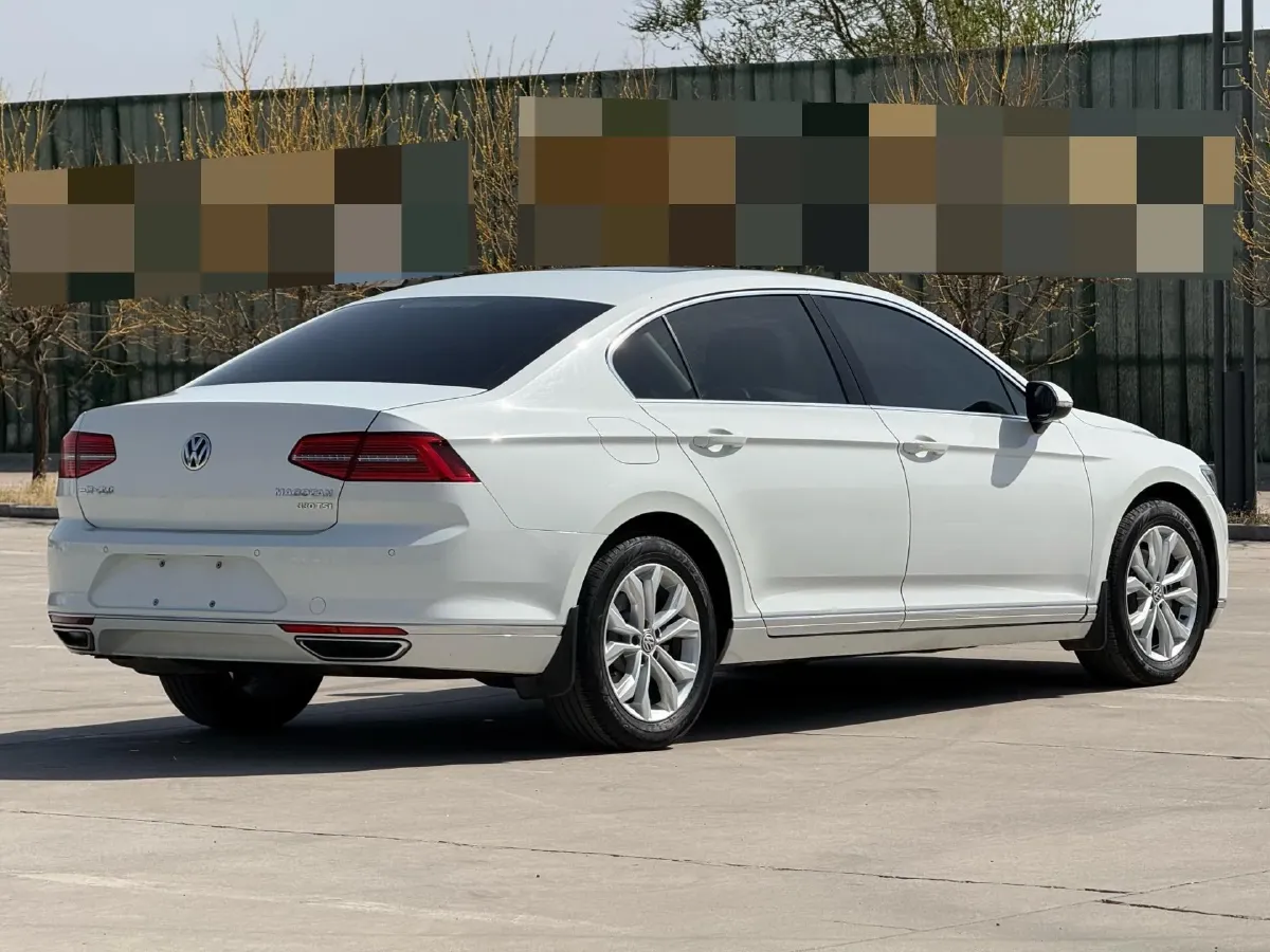 2018 Volkswagen Magotan 1.8T 180HP L4 7DCT,autocango,china used car exporter,china ev exporter,chinese used car exporter,chinese used ev exporter