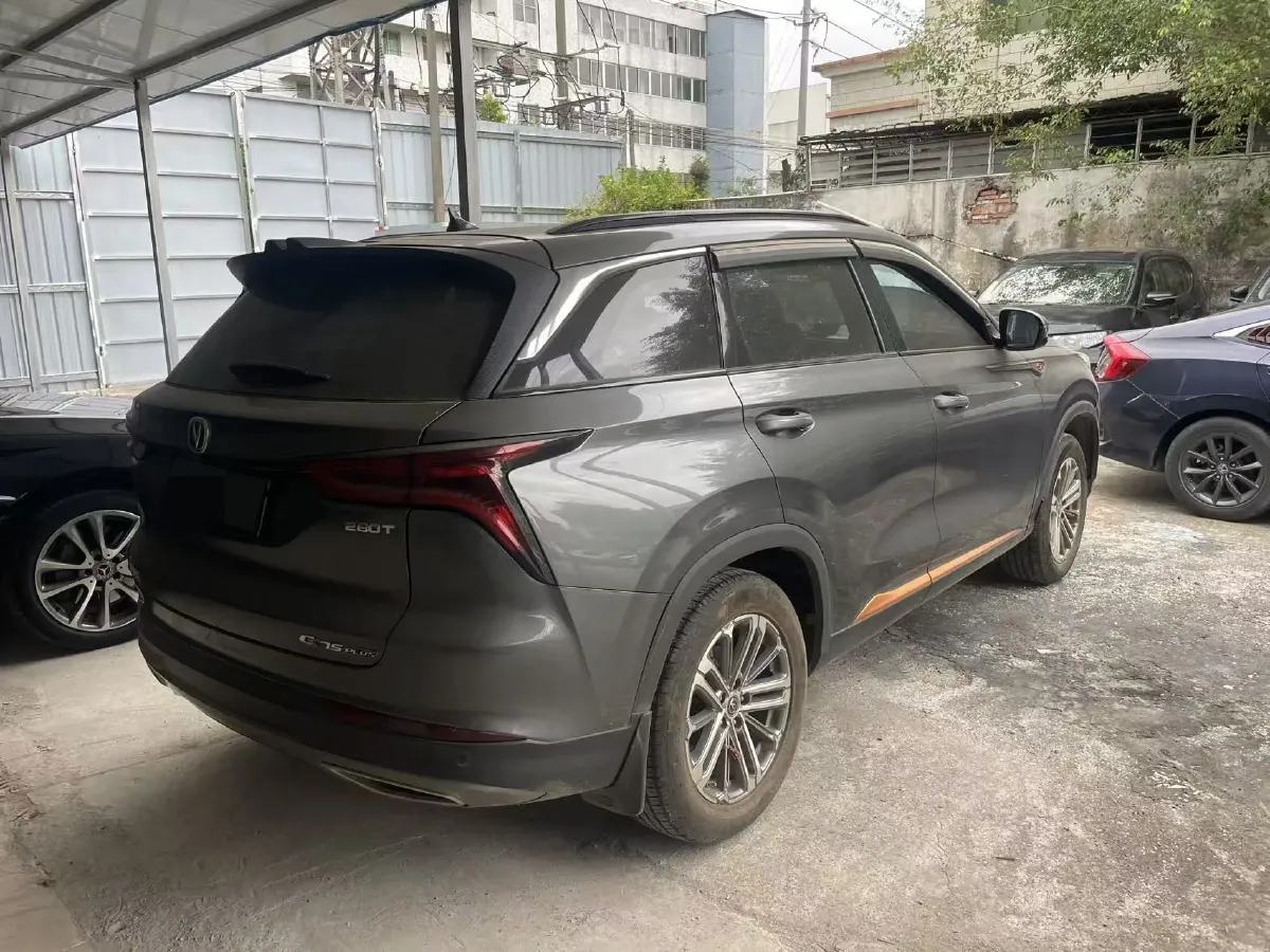 2021 ChangAn CS75 Plus 1.5T 178HP L4 6AT,autocango,china used car exporter,china ev exporter,chinese used car exporter,chinese used ev exporter