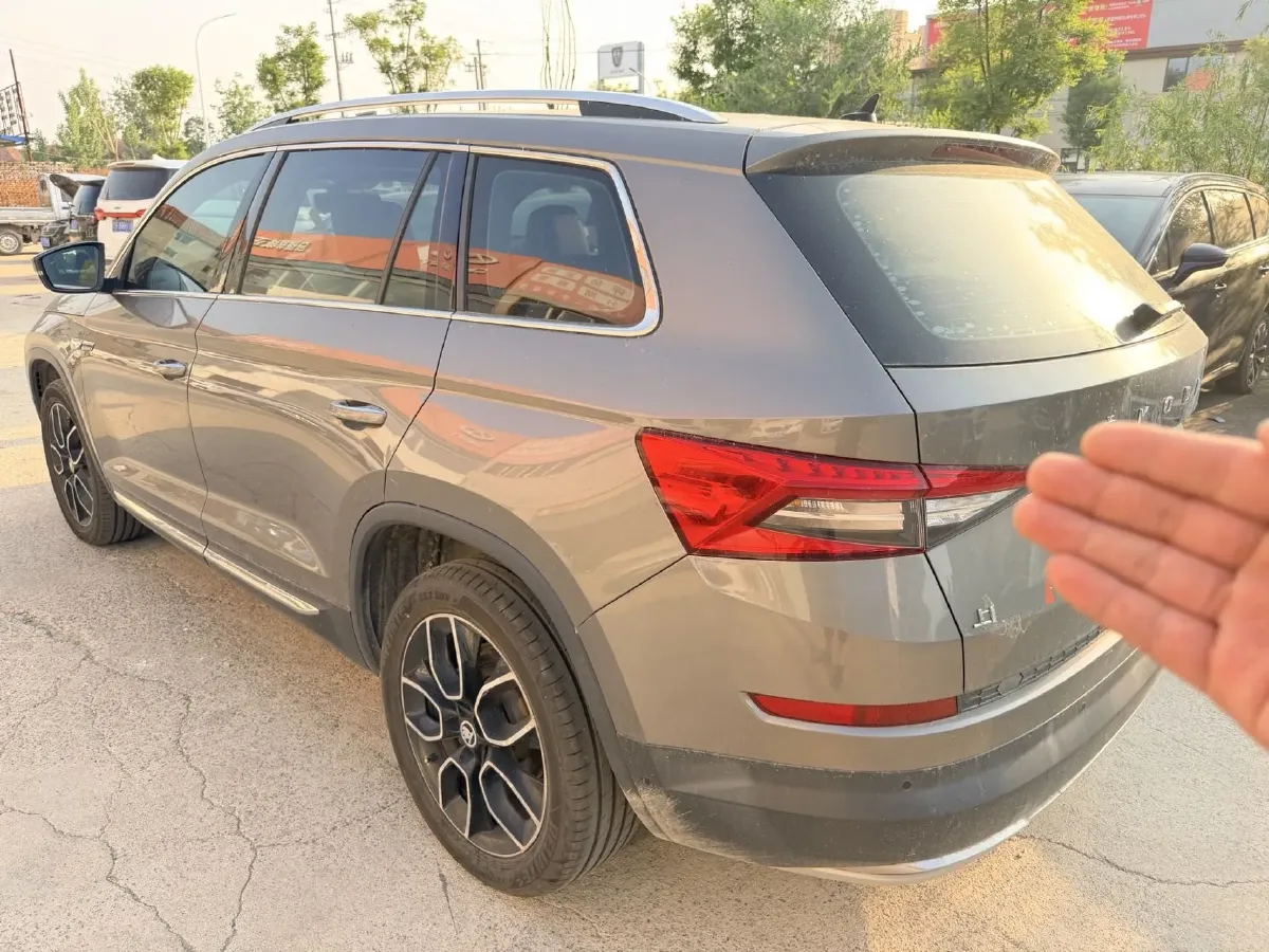 2019 Skoda Kodiak GT 2.0T 220HP L4 7DCT,autocango,china used car exporter,china ev exporter,chinese used car exporter,chinese used ev exporter