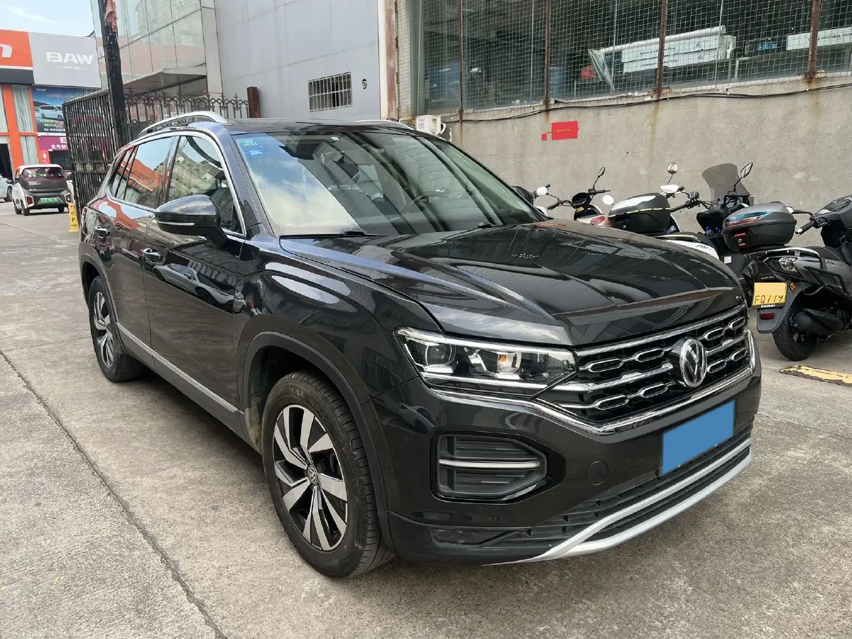 2019 Jeep Cherokee 2.0T 234HP L4 9AT,autocango,china used car exporter,china ev exporter,chinese used car exporter,chinese used ev exporter
