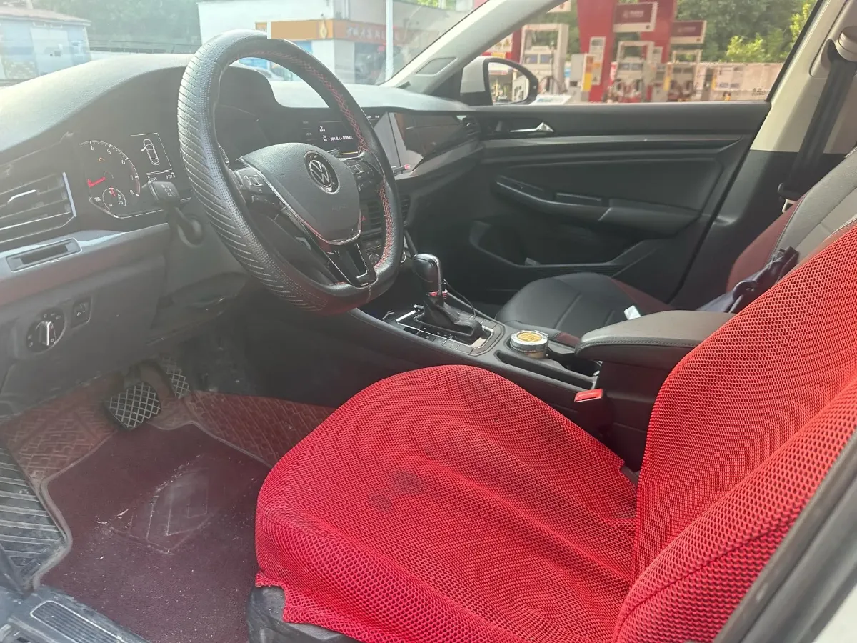 2021 Volkswagen Bora 1.5L 113HP L4 6AT,autocango,china used car exporter,china ev exporter,chinese used car exporter,chinese used ev exporter