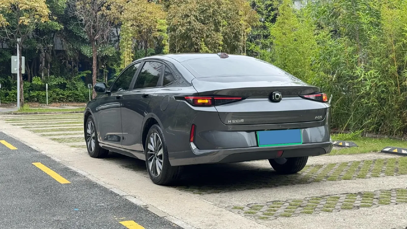 2024 ChangAn QiYuan A05 1.5L 110HP L4 E-CVT PHEV 9.07KWH,autocango,china used car exporter,china ev exporter,chinese used car exporter,chinese used ev exporter