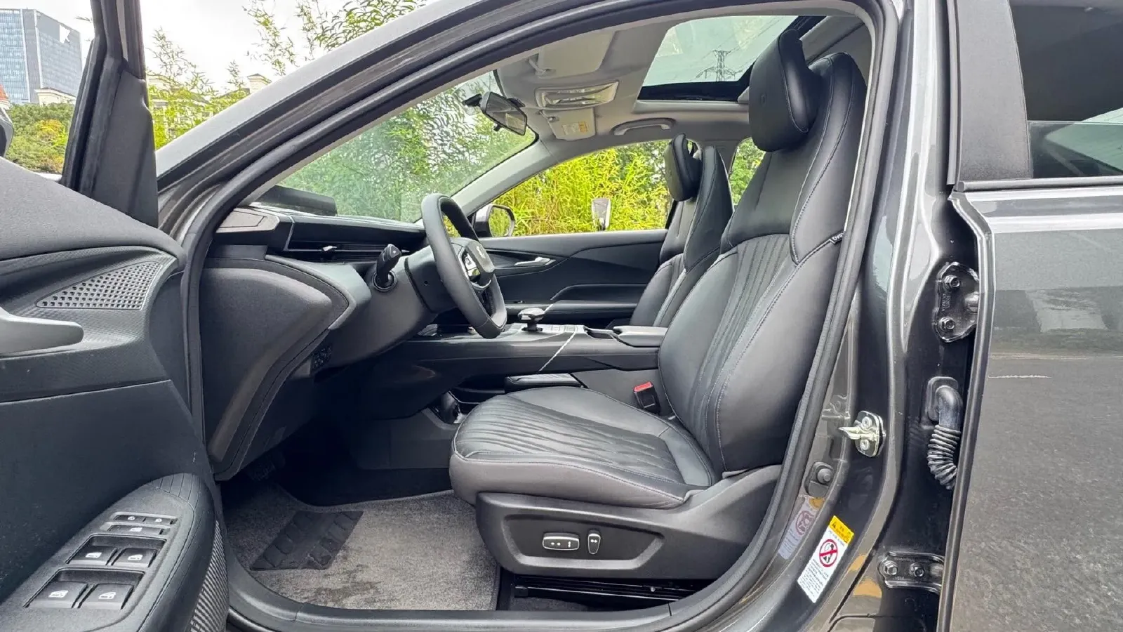 2024 ChangAn QiYuan A05 1.5L 110HP L4 E-CVT PHEV 9.07KWH,autocango,china used car exporter,china ev exporter,chinese used car exporter,chinese used ev exporter