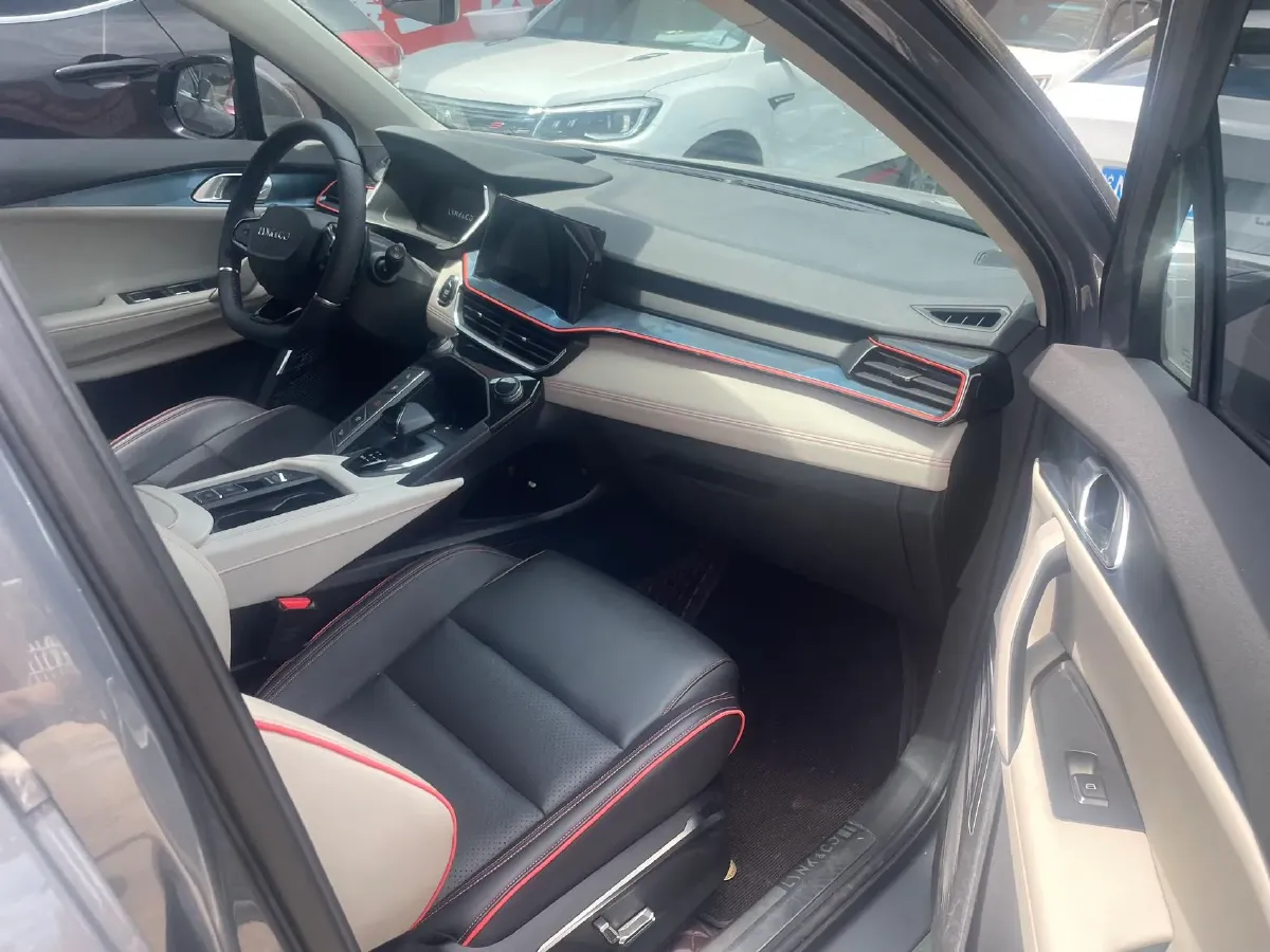 2020 LYNK&CO 06 1.5T 177HP L3 7DCT,autocango,china used car exporter,china ev exporter,chinese used car exporter,chinese used ev exporter