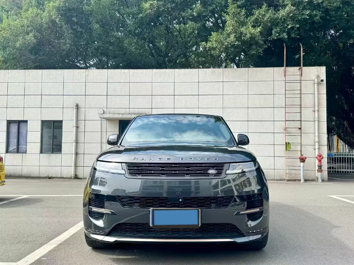 2023 Land Rover Range Rover Sport 3.0T 400HP L6 8AT,autocango,china used car exporter,china ev exporter,chinese used car exporter,chinese used ev exporter
