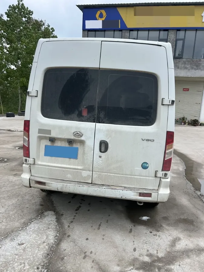 2021 MAXUS XinTu V80 2.0T 139HP L4 6MT,autocango,china used car exporter,china ev exporter,chinese used car exporter,chinese used ev exporter