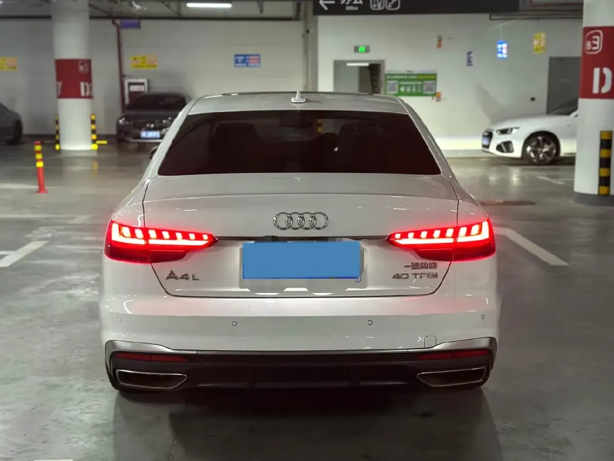 2020 Audi A4L 2.0T 190HP L4 7DCT,autocango,china used car exporter,china ev exporter,chinese used car exporter,chinese used ev exporter