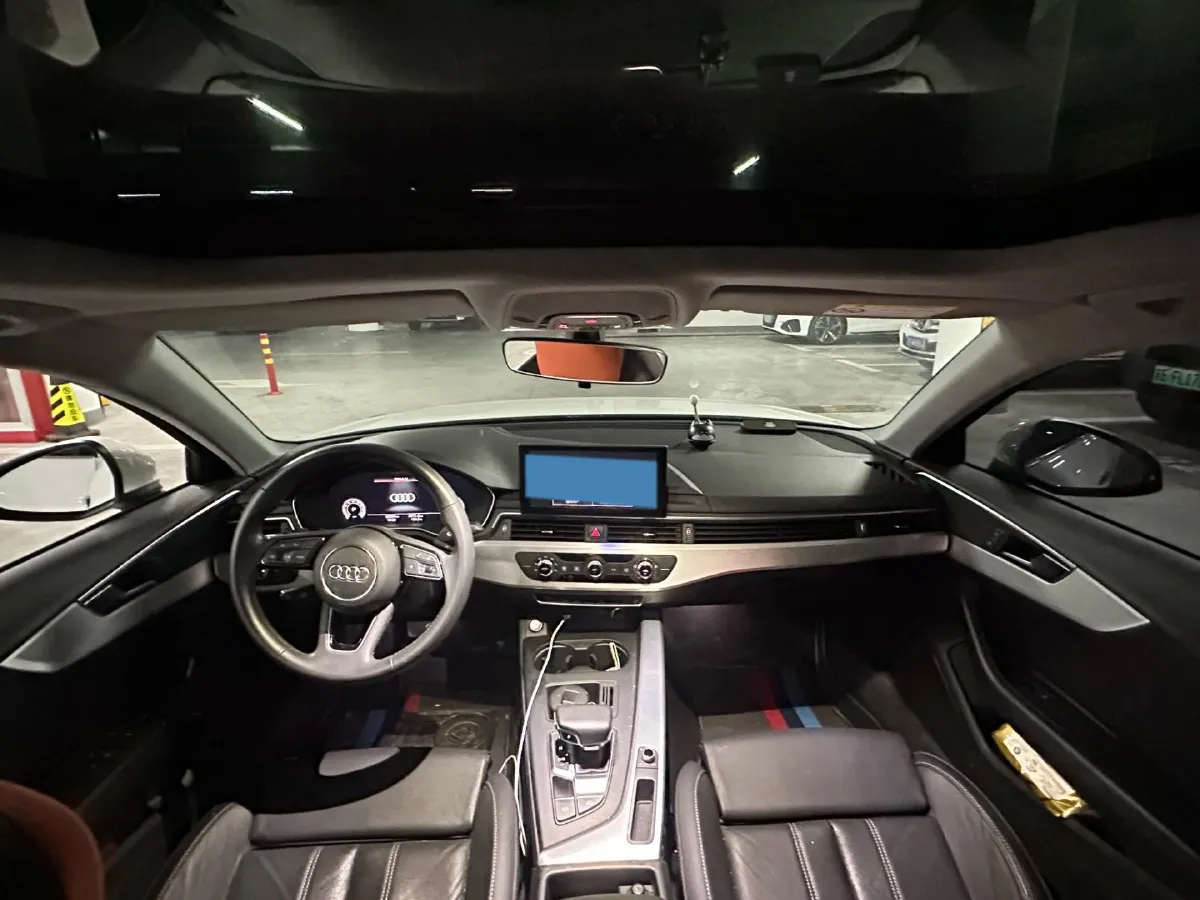 2020 Audi A4L 2.0T 190HP L4 7DCT,autocango,china used car exporter,china ev exporter,chinese used car exporter,chinese used ev exporter
