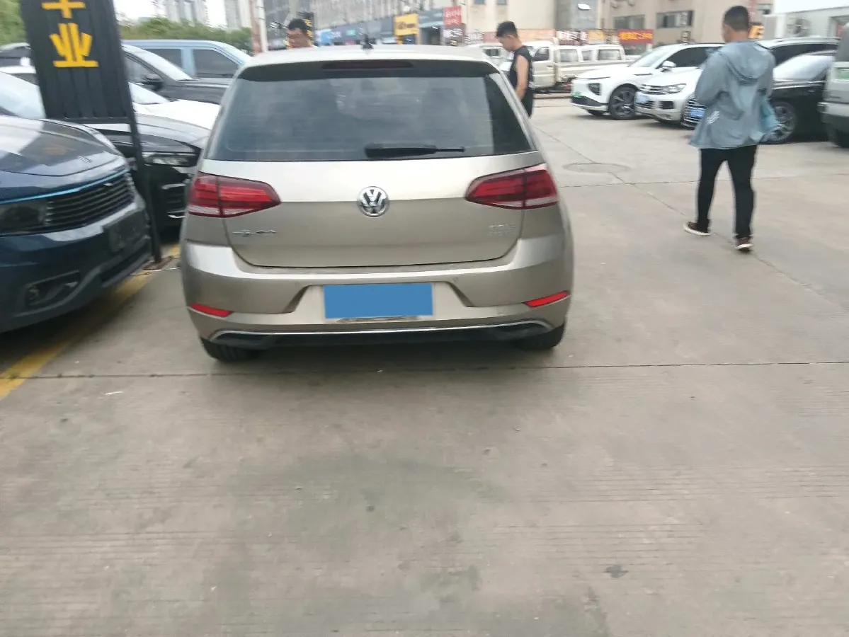 2020 Volkswagen Golf 1.4T 150HP L4 7DCT,autocango,china used car exporter,china ev exporter,chinese used car exporter,chinese used ev exporter