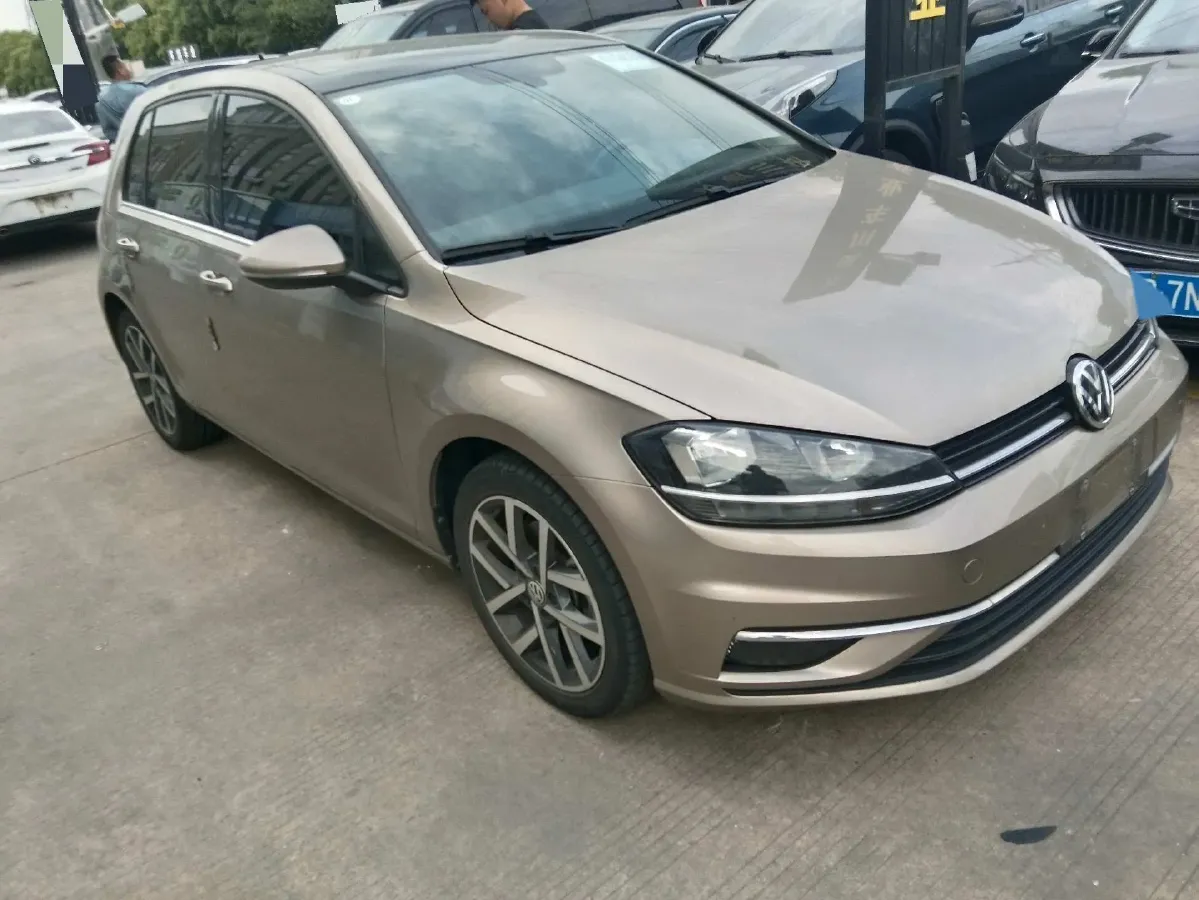 2020 Volkswagen Golf 1.4T 150HP L4 7DCT,autocango,china used car exporter,china ev exporter,chinese used car exporter,chinese used ev exporter