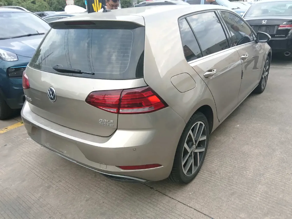 2020 Volkswagen Golf 1.4T 150HP L4 7DCT,autocango,china used car exporter,china ev exporter,chinese used car exporter,chinese used ev exporter